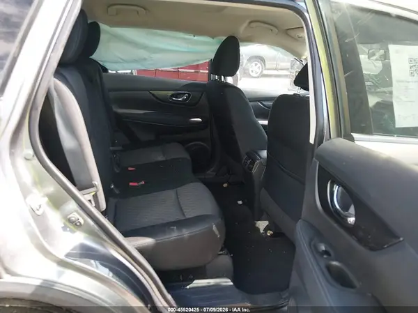 KNMAT2MV1JP559756 2018 NISSAN ROGUE - Image 8