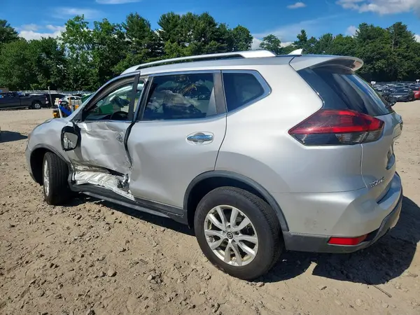 KNMAT2MV1JP562852 2018 NISSAN ROGUE - Image 2