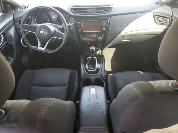 KNMAT2MV1JP567856 2018 NISSAN ROGUE - Image 8