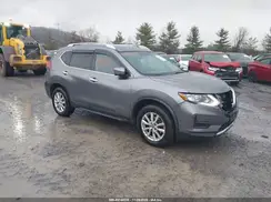 KNMAT2MV1JP568649 2018 NISSAN ROGUE