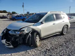 KNMAT2MV1JP569915 2018 NISSAN ROGUE