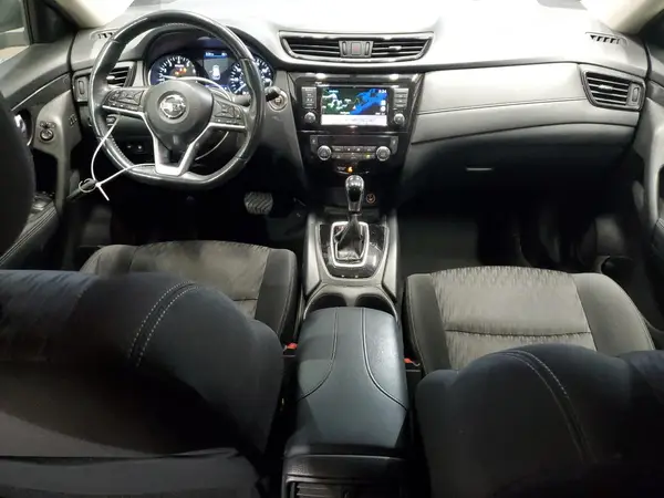 KNMAT2MV1JP570644 2018 NISSAN ROGUE - Image 8