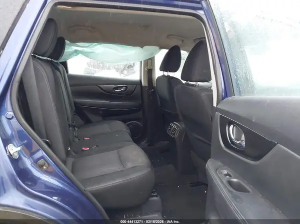 KNMAT2MV1JP574497 2018 NISSAN ROGUE - Image 8