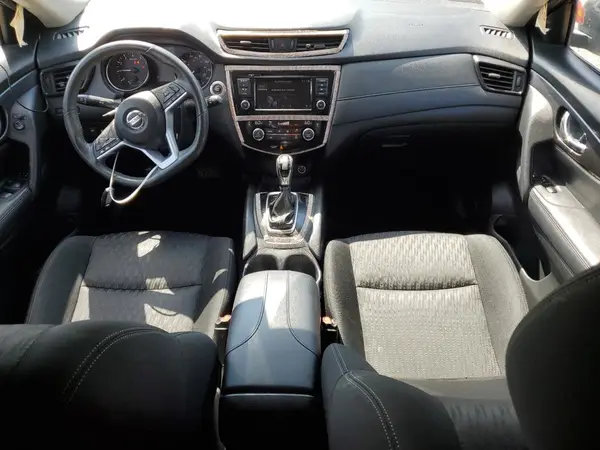 KNMAT2MV1JP575956 2018 NISSAN ROGUE - Image 8