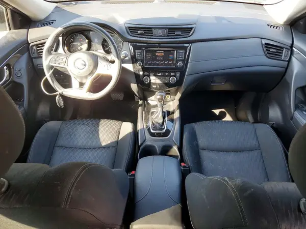 KNMAT2MV1JP581305 2018 NISSAN ROGUE - Image 8