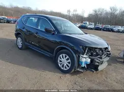 KNMAT2MV1JP583281 2018 NISSAN ROGUE