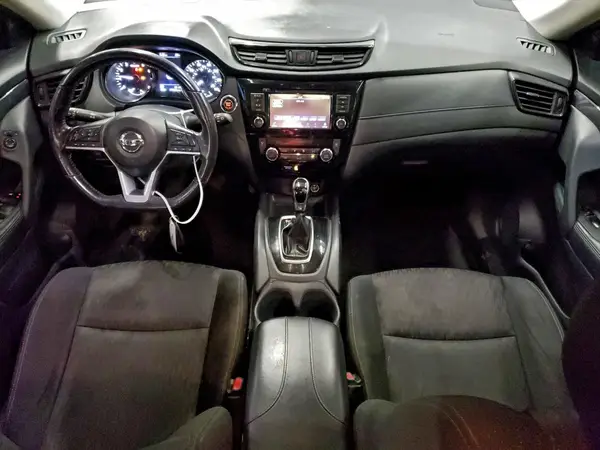 KNMAT2MV1JP590165 2018 NISSAN ROGUE - Image 8