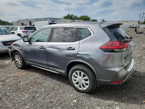KNMAT2MV1JP590800 2018 NISSAN ROGUE - Image 2