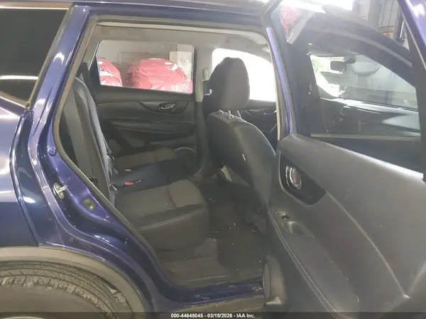 KNMAT2MV1JP593910 2018 NISSAN ROGUE - Image 8