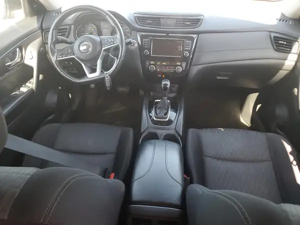 KNMAT2MV1JP596029 2018 NISSAN ROGUE - Image 8