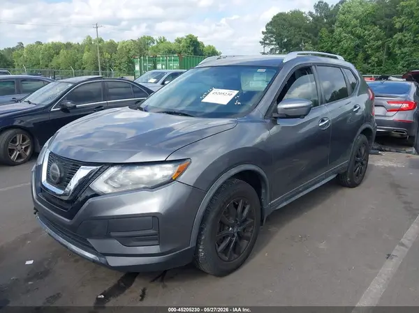 KNMAT2MV1JP603416 2018 NISSAN ROGUE - Image 2
