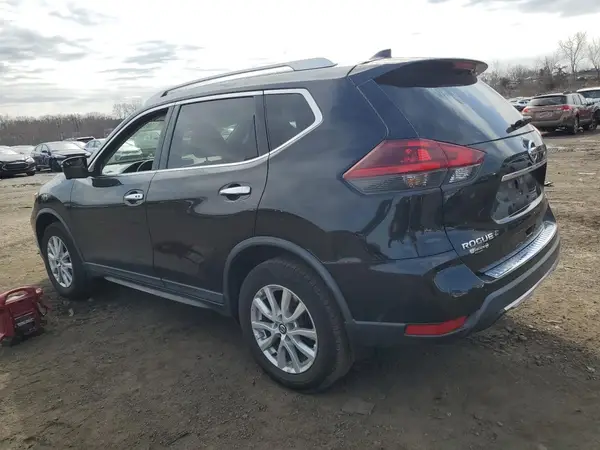 KNMAT2MV1JP609054 2018 NISSAN ROGUE - Image 2