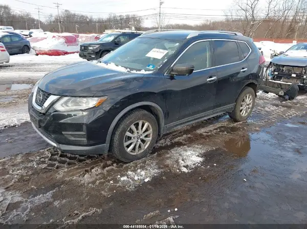 KNMAT2MV1JP610138 2018 NISSAN ROGUE - Image 2