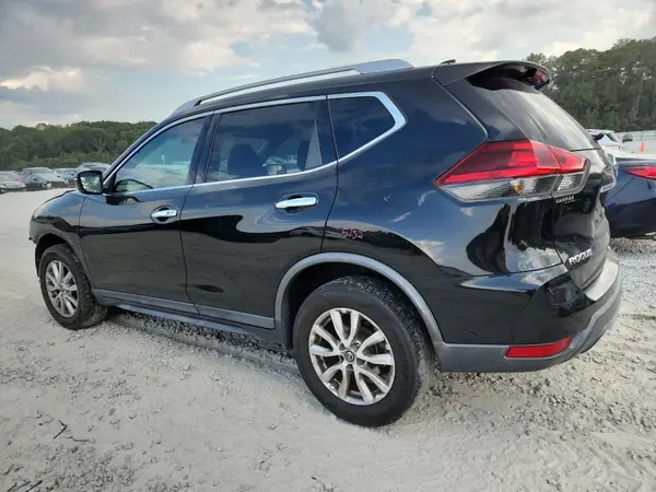 KNMAT2MV1JP611127 2018 NISSAN ROGUE - Image 2
