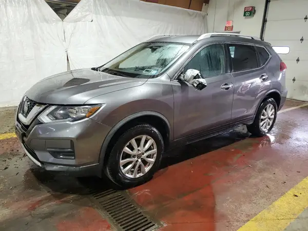 KNMAT2MV1JP611192 2018 NISSAN ROGUE - Image 1