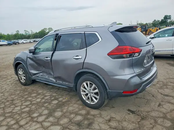 KNMAT2MV1JP611936 2018 NISSAN ROGUE - Image 2