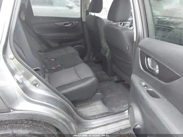 KNMAT2MV1JP614996 2018 NISSAN ROGUE - Image 8
