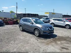 KNMAT2MV1JP617333 2018 NISSAN ROGUE