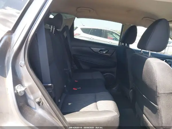 KNMAT2MV1JP617333 2018 NISSAN ROGUE - Image 8