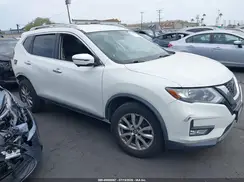 KNMAT2MV1JP619647 2018 NISSAN ROGUE