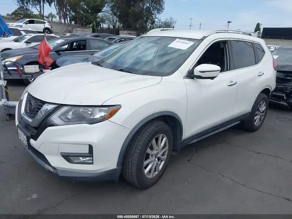 KNMAT2MV1JP619647 2018 NISSAN ROGUE - Image 2