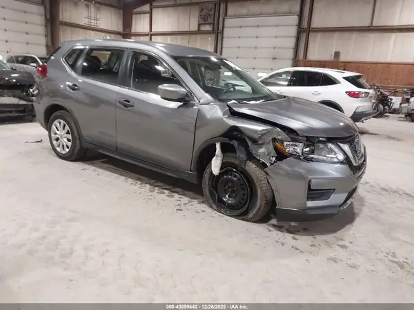 KNMAT2MV1KP502104 2019 NISSAN ROGUE - Image 1