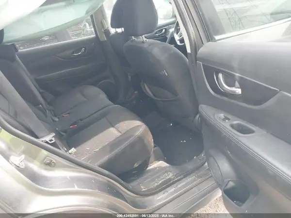 KNMAT2MV1KP505665 2019 NISSAN ROGUE - Image 8