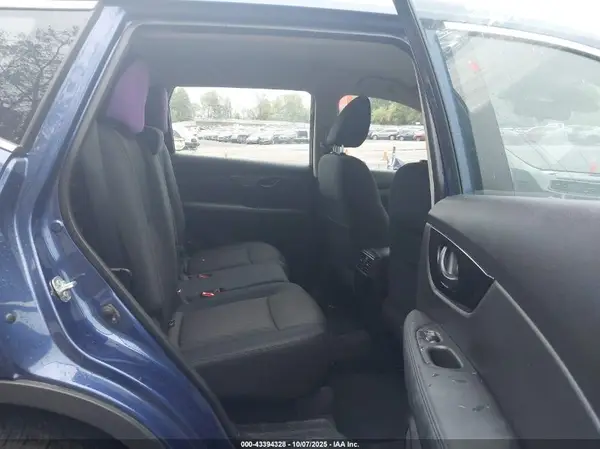 KNMAT2MV1KP506847 2019 NISSAN ROGUE - Image 8