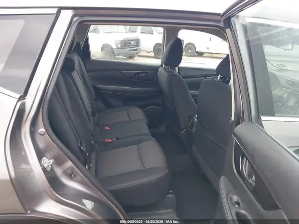 KNMAT2MV1KP507027 2019 NISSAN ROGUE - Image 8