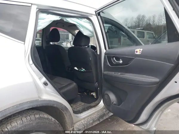 KNMAT2MV1KP519694 2019 NISSAN ROGUE - Image 8