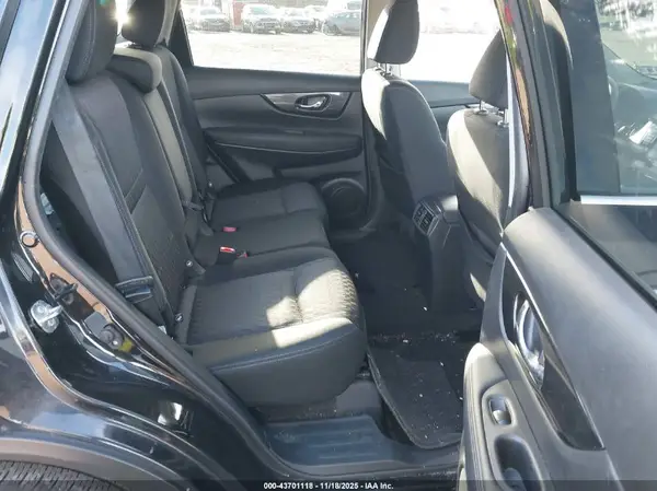 KNMAT2MV1KP521736 2019 NISSAN ROGUE - Image 8