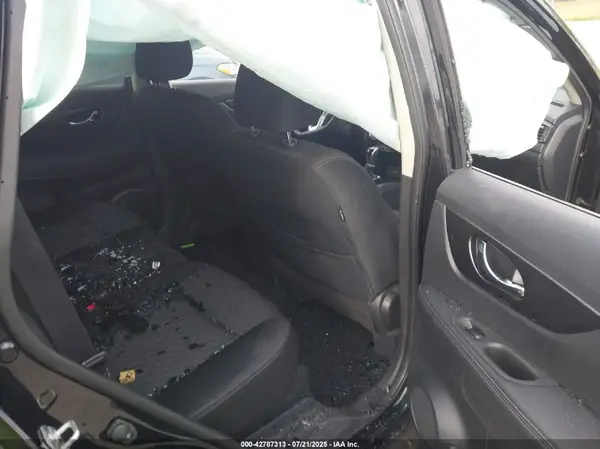 KNMAT2MV1KP551562 2019 NISSAN ROGUE - Image 8