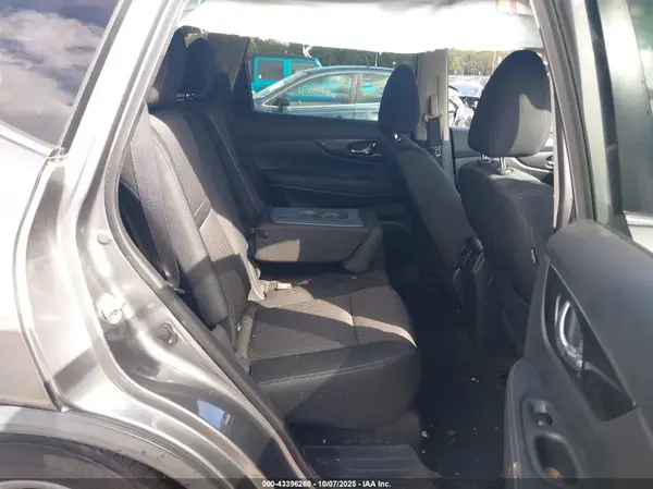 KNMAT2MV1KP554039 2019 NISSAN ROGUE - Image 8