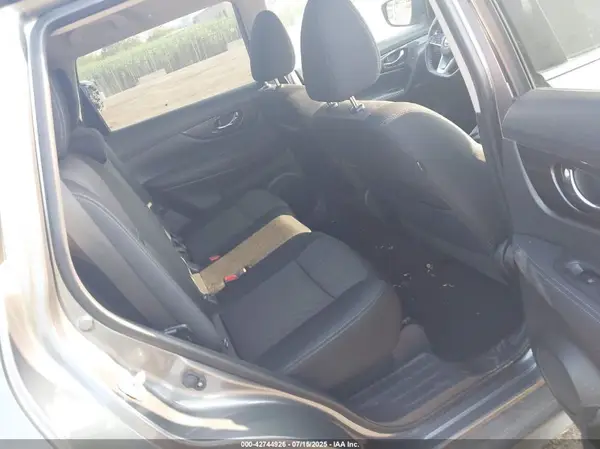 KNMAT2MV1LP521592 2020 NISSAN ROGUE - Image 8