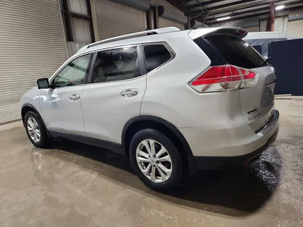 KNMAT2MV2GP619729 2016 NISSAN ROGUE - Image 2