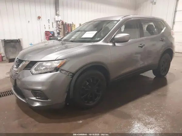 KNMAT2MV2GP621562 2016 NISSAN ROGUE - Image 2