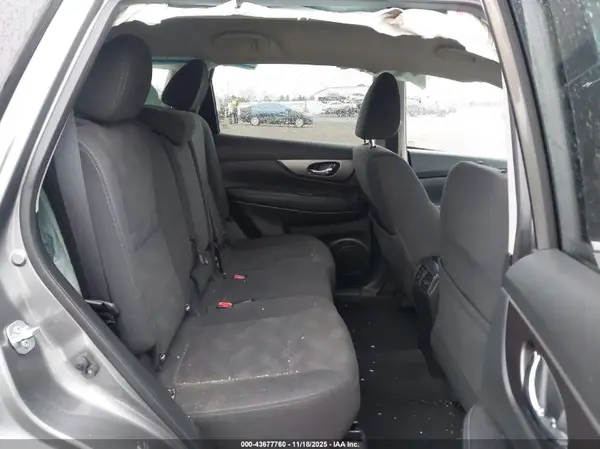 KNMAT2MV2GP626132 2016 NISSAN ROGUE - Image 8