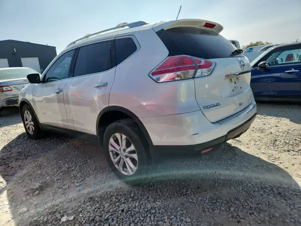 KNMAT2MV2GP629869 2016 NISSAN ROGUE - Image 2