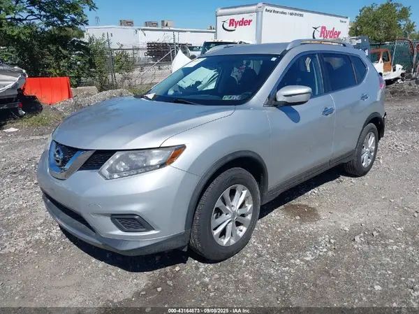 KNMAT2MV2GP630973 2016 NISSAN ROGUE - Image 2