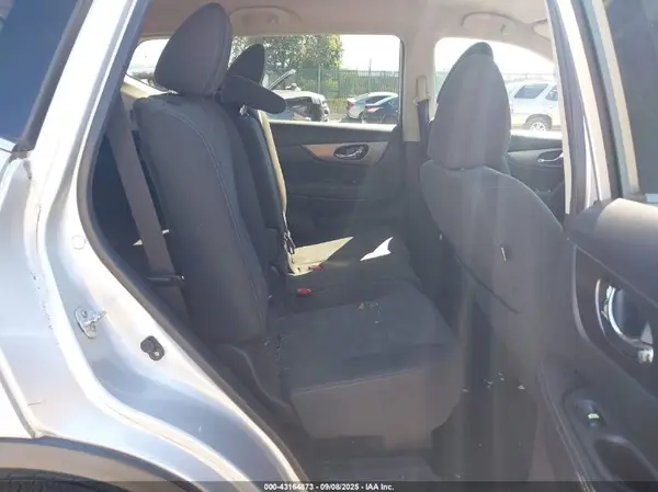 KNMAT2MV2GP630973 2016 NISSAN ROGUE - Image 8