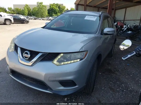 KNMAT2MV2GP635669 2016 NISSAN ROGUE - Image 2