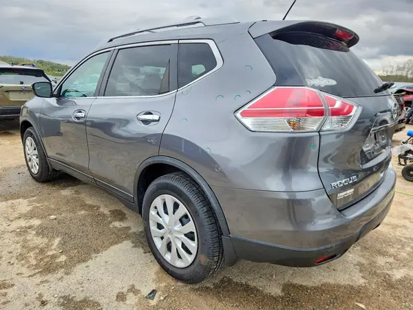 KNMAT2MV2GP644601 2016 NISSAN ROGUE - Image 2