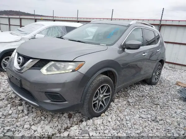 KNMAT2MV2GP647160 2016 NISSAN ROGUE - Image 2