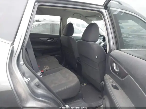KNMAT2MV2GP647160 2016 NISSAN ROGUE - Image 8