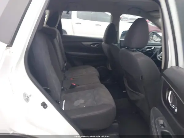 KNMAT2MV2GP647658 2016 NISSAN ROGUE - Image 8