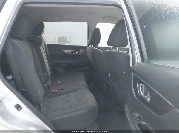 KNMAT2MV2GP650124 2016 NISSAN ROGUE - Image 8