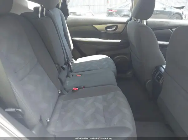KNMAT2MV2GP650429 2016 NISSAN ROGUE - Image 8