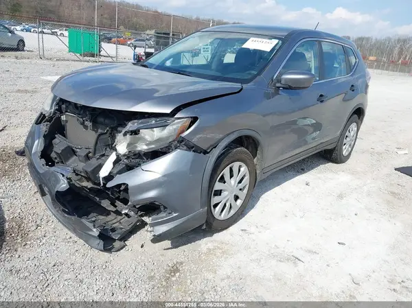 KNMAT2MV2GP653931 2016 NISSAN ROGUE - Image 2
