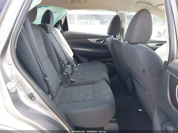 KNMAT2MV2GP653931 2016 NISSAN ROGUE - Image 8