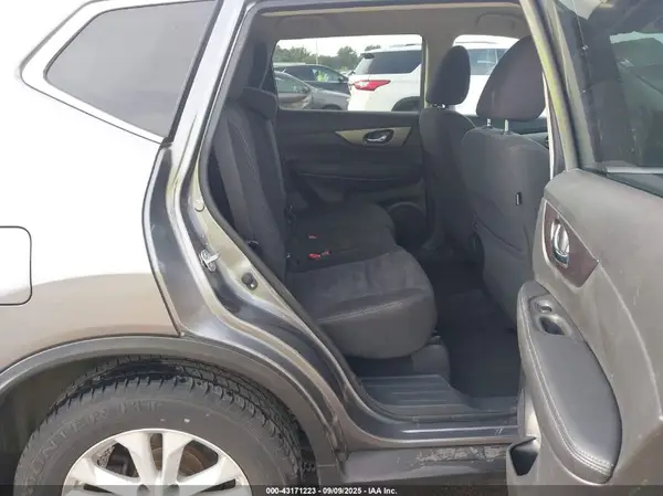 KNMAT2MV2GP667151 2016 NISSAN ROGUE - Image 8